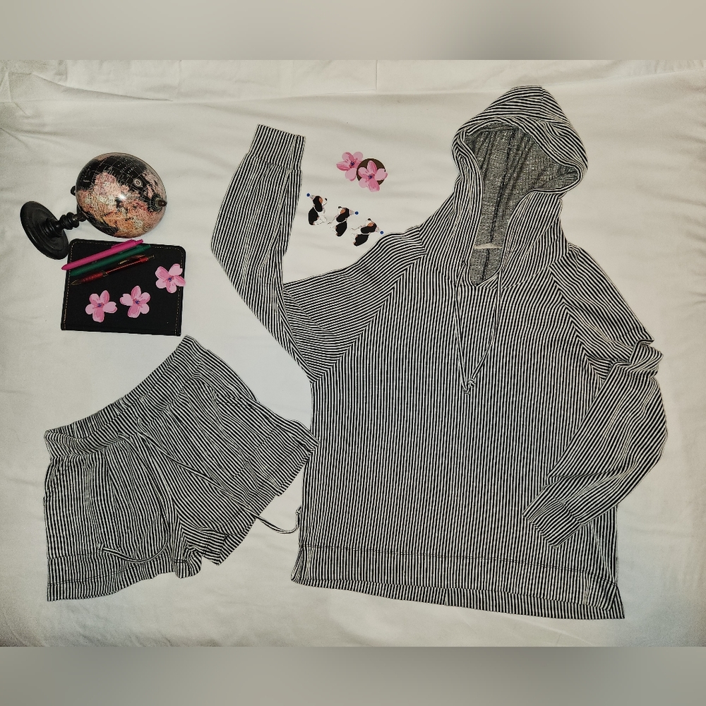 Sweatshirt and Shorts Matching Set